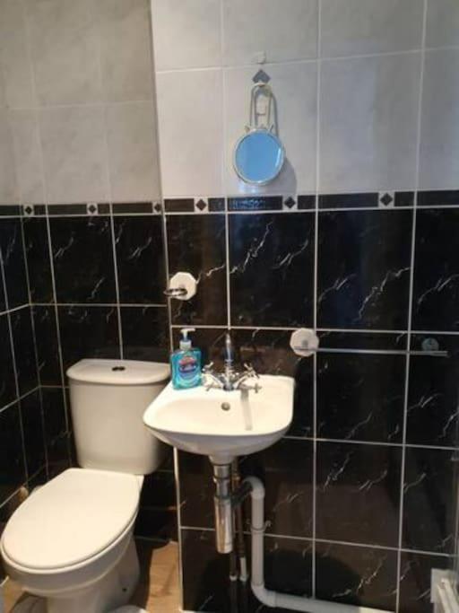Orme View Dog Friendly Apartment Лландидно Екстер'єр фото